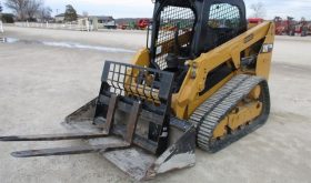2015 Caterpillar 239D