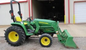 2014 John Deere 3032E