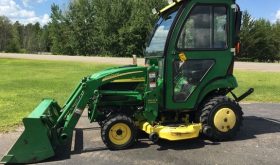 2005 John Deere 2210