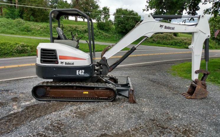 2013 Bobcat E42 full