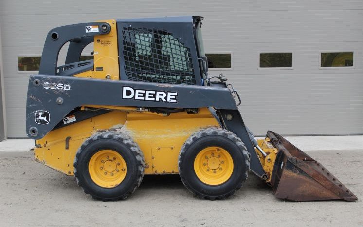 2010 John Deere 326D full