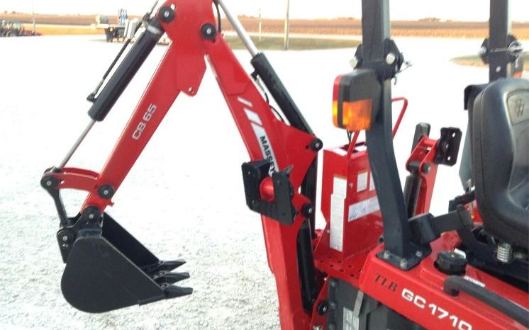 2020 Massey Ferguson GC1715 full