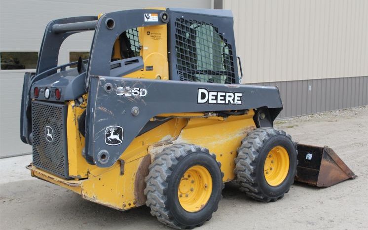 2010 John Deere 326D full