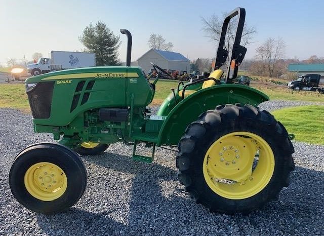 2015 John Deere 5045E full