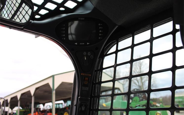 2014 Bobcat T590 full