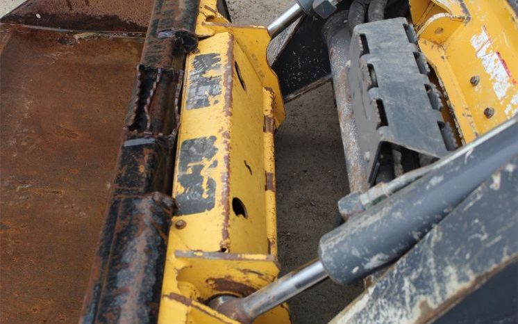 2010 John Deere 326D full