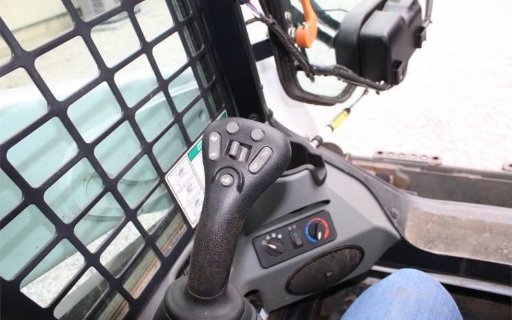 2014 Bobcat T590 full