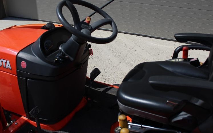 2013 Kubota BX2370 full