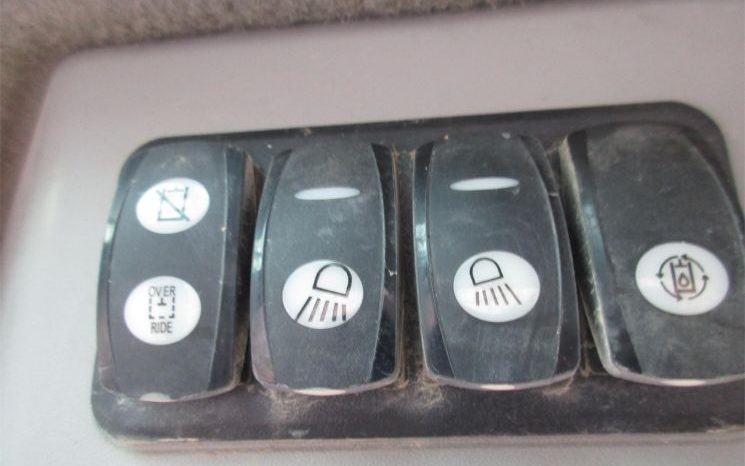 2015 Caterpillar 239D full