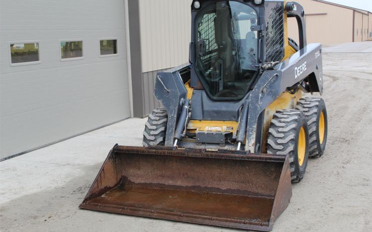 2010 John Deere 326D full