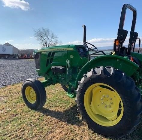 2015 John Deere 5045E full