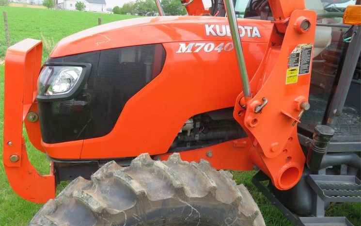 2007 Kubota M7040 full