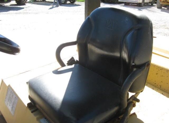 2004 Caterpillar DP40KL full