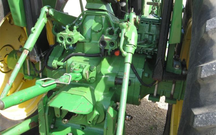1997 John Deere 2840 full